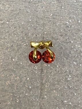 Nose Ring- Stud 20G Copper Cherry  Zirconia L-Shaped Nose Ring nwt GM6-42